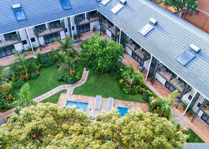 Victoria Falls Oasis